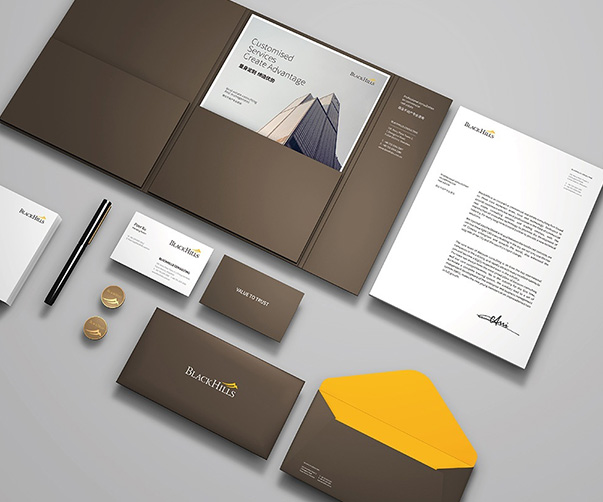 2025年標志設計中的字體趨勢：人性化、未來感與大膽風格